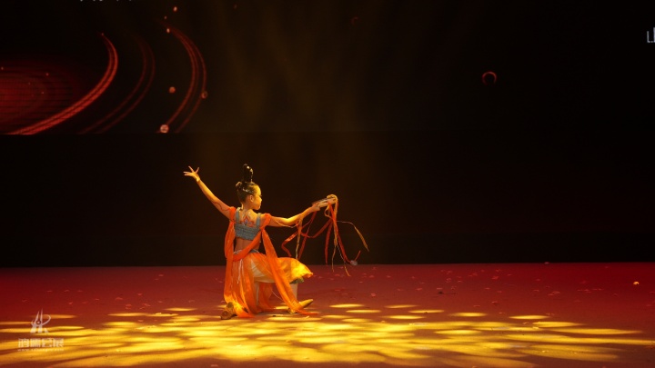 20250819 济宁市第六届舞蹈大赛 (8).jpg